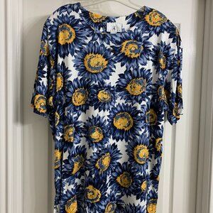 JK America Women's Blue Sunflower Blouse, Size 22/24, NWT